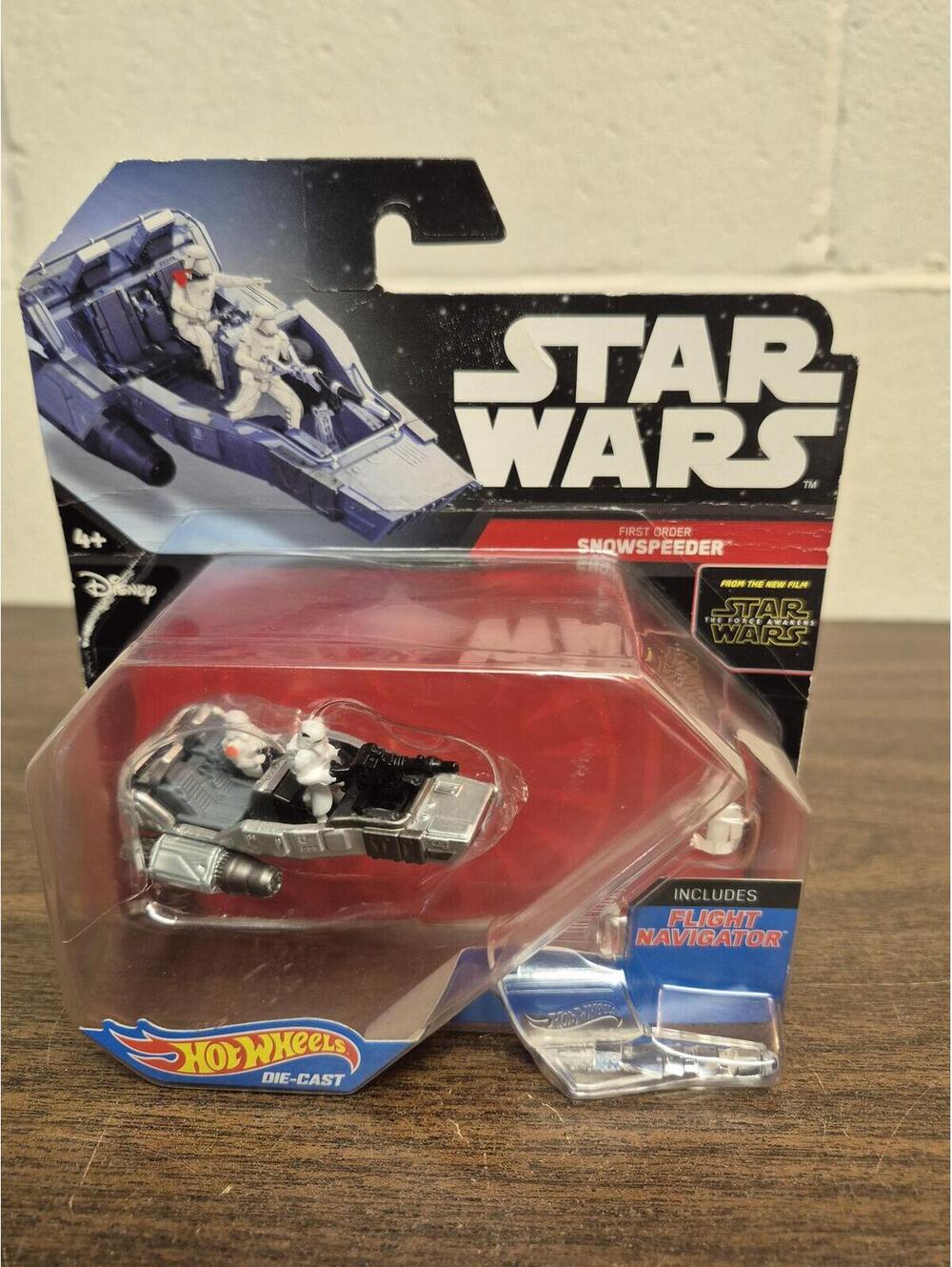 Star Wars First Order Snowspeeder Die-Cast Vehicle with Flight Navigator